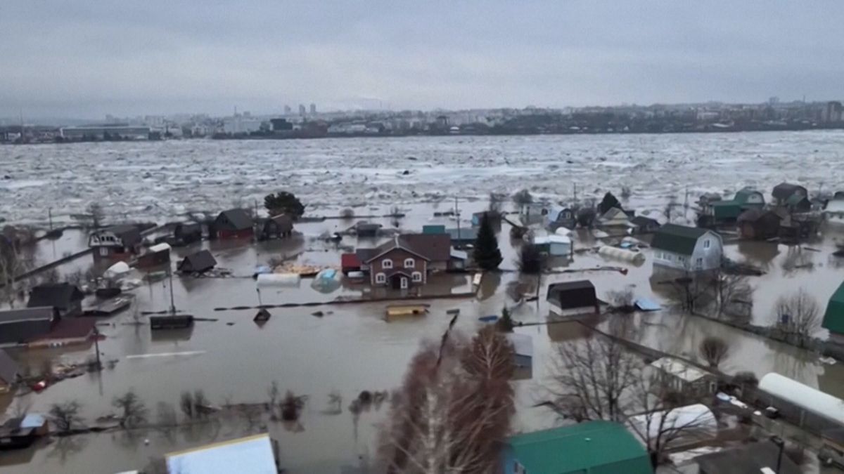 Prchejte z Kurganu! Na město se valí obrovská povodňová vlna z Kazachstánu, varuje gubernátor